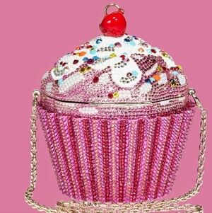 ✨️🍒JUDITH LEIBER COUTURE Cherry Cupcake Crystal Clutch